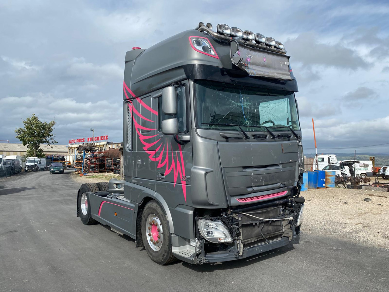 DAF XF 510 Super Space Cab - Влекач: снимка 2 DAF XF 510 Super Space Cab - Влекач: снимка 2