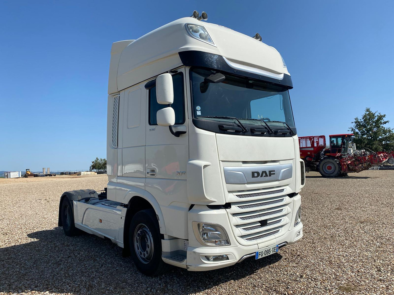 DAF XF530 Super Space Cab - Влекач: снимка 2 DAF XF530 Super Space Cab - Влекач: снимка 2
