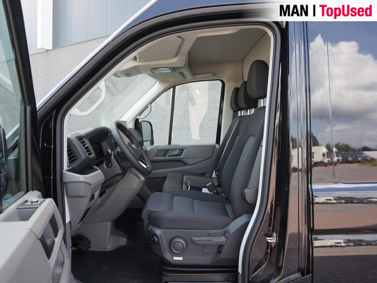 MAN TGE 3.140 4X2F SB / Aut / Facelift / Geen BPM / Na - Товарен бус: снимка 2 MAN TGE 3.140 4X2F SB / Aut / Facelift / Geen BPM / Na - Товарен бус: снимка 2