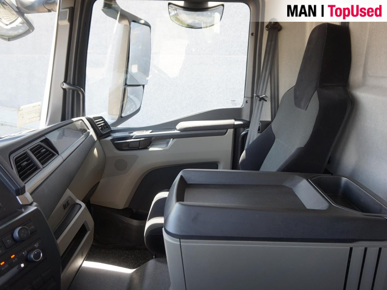 MAN TGM 18.320 4x2 BL CH - Бордови камион: снимка 3 MAN TGM 18.320 4x2 BL CH - Бордови камион: снимка 3