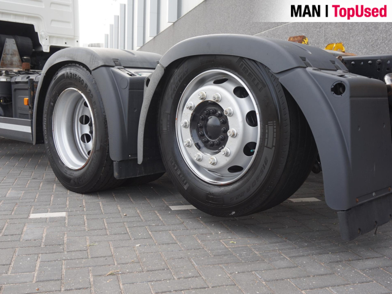 MAN TGX 26.510 6X2-4 LL / BDF / Lift-Axle / Euro 6 - Контейнеровоз/ Сменна каросерия камион: снимка 3 MAN TGX 26.510 6X2-4 LL / BDF / Lift-Axle / Euro 6 - Контейнеровоз/ Сменна каросерия камион: снимка 3