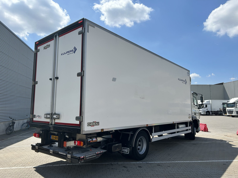 DAF CF 260 FA / Carrier Koeler - 30 gr / Chereau Frigobox / Laadklep 2000 kg - Рефрижератор камион: снимка 2 DAF CF 260 FA / Carrier Koeler - 30 gr / Chereau Frigobox / Laadklep 2000 kg - Рефрижератор камион: снимка 2