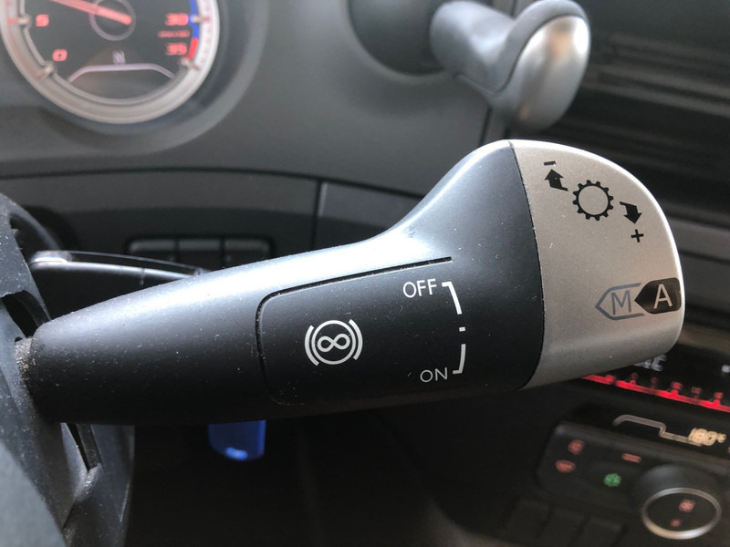 DAF CF 260 FA / Carrier Koeler / Chereau Frigo Box / Laadklep / APK TUV 09-26 - Рефрижератор камион: снимка 5 DAF CF 260 FA / Carrier Koeler / Chereau Frigo Box / Laadklep / APK TUV 09-26 - Рефрижератор камион: снимка 5