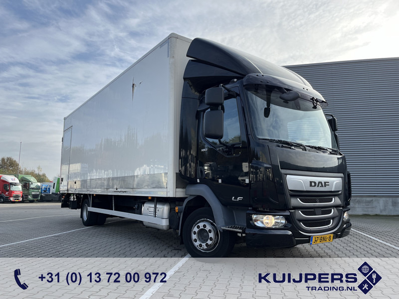 DAF LF 180 FA Euro 6 / 12 Ton / 400 dkm / Box / Laadklep - Камион фургон: снимка 1 DAF LF 180 FA Euro 6 / 12 Ton / 400 dkm / Box / Laadklep - Камион фургон: снимка 1