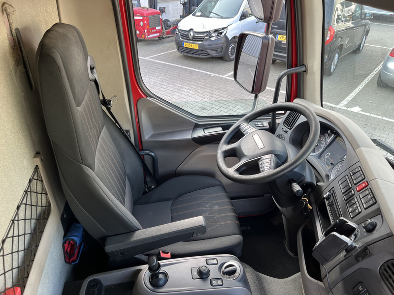 DAF LF 210 FA / 12 Ton / 406 dkm / Box / Loadlift / NL Truck - Камион фургон: снимка 3 DAF LF 210 FA / 12 Ton / 406 dkm / Box / Loadlift / NL Truck - Камион фургон: снимка 3