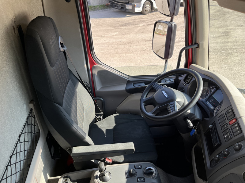 DAF LF 210 FA / 12 Ton / 419 dkm / Koffer / LBW 1500 kg / NL LKW - Камион фургон: снимка 3 DAF LF 210 FA / 12 Ton / 419 dkm / Koffer / LBW 1500 kg / NL LKW - Камион фургон: снимка 3