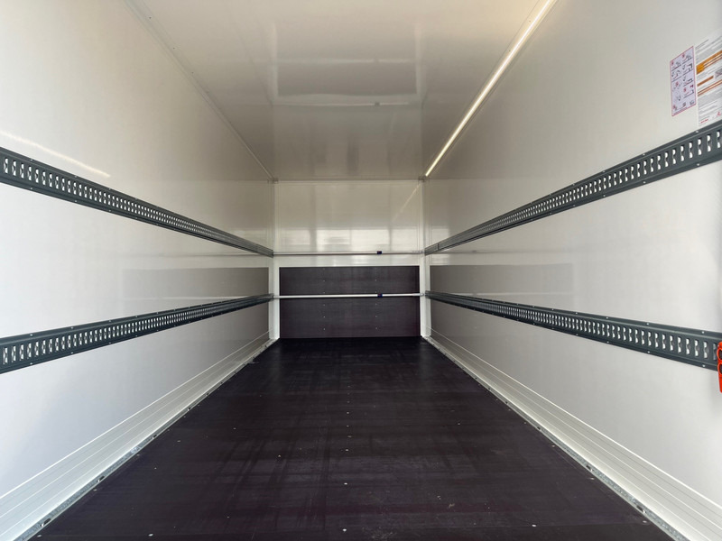 DAF LF 230 FA 18 Ton Box met Laadklep / Te huur - Bel 013-7200971 voor de mogelijkheden ! - Камион фургон: снимка 3 DAF LF 230 FA 18 Ton Box met Laadklep / Te huur - Bel 013-7200971 voor de mogelijkheden ! - Камион фургон: снимка 3