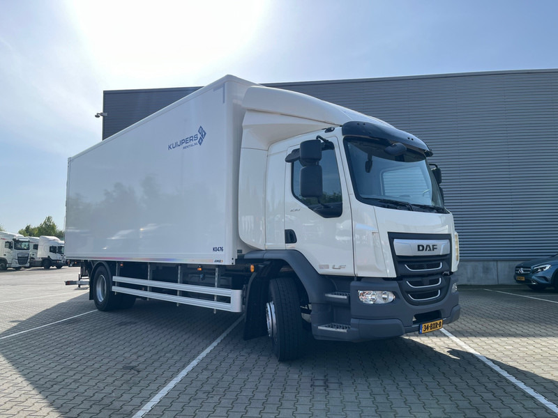 DAF LF 230 FA 18 Ton Box met Laadklep / Te huur - Bel 013-7200971 voor de mogelijkheden ! - Камион фургон: снимка 1 DAF LF 230 FA 18 Ton Box met Laadklep / Te huur - Bel 013-7200971 voor de mogelijkheden ! - Камион фургон: снимка 1