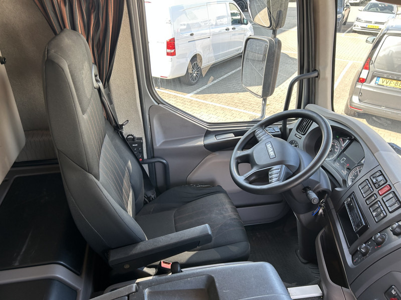DAF LF 320 FA / Effer 175.2/c3s Crane / 363 dkm / Plateau / APK TUV 08-25 - Камион с кран: снимка 3 DAF LF 320 FA / Effer 175.2/c3s Crane / 363 dkm / Plateau / APK TUV 08-25 - Камион с кран: снимка 3