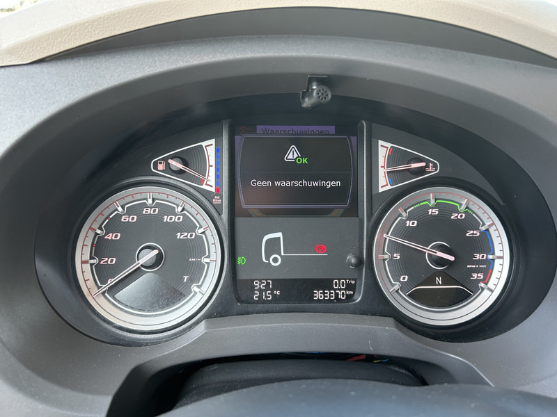 DAF LF 320 FA / Effer 175.2/c3s Crane / 363 dkm / Plateau - Камион с кран: снимка 4 DAF LF 320 FA / Effer 175.2/c3s Crane / 363 dkm / Plateau - Камион с кран: снимка 4