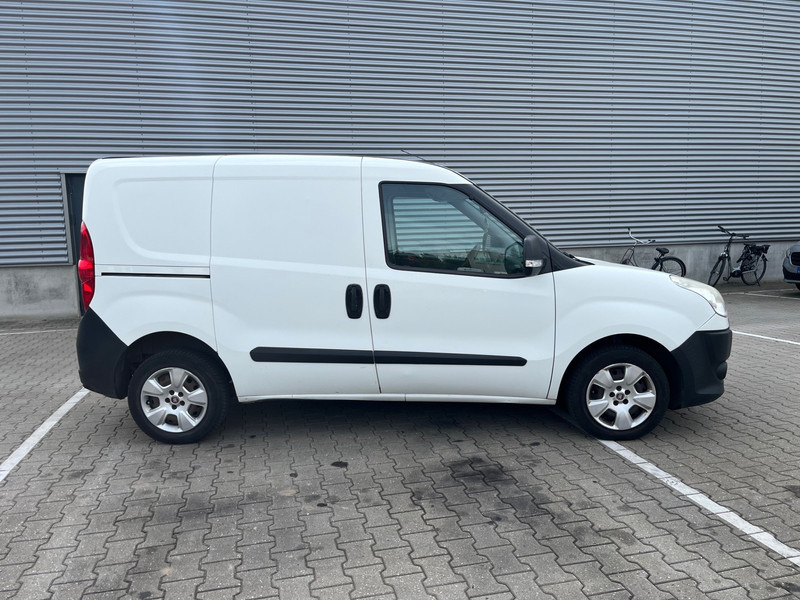 Fiat Dobló Cargo 1.3 MultiJet / NL Van - Малък ван: снимка 2 Fiat Dobló Cargo 1.3 MultiJet / NL Van - Малък ван: снимка 2