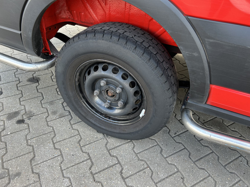 Товарен бус Ford Transit 2.0 TDCI Trend / 185 dkm / L3 H2 / APK TUV 02-26: снимка 14 Товарен бус Ford Transit 2.0 TDCI Trend / 185 dkm / L3 H2 / APK TUV 02-26: снимка 14