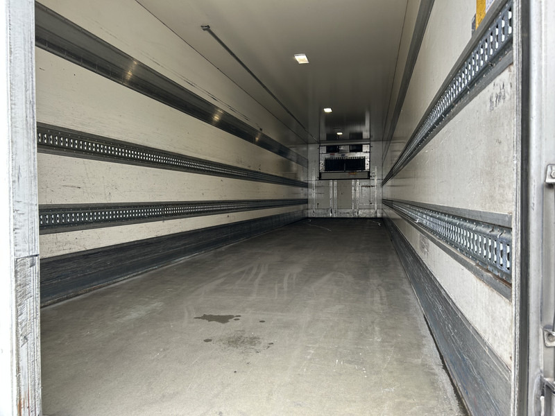 H.T.F. HZO 39 / Carrier Vector 1800 Frigo / Flowers / Loadlift 2500 kg / NL Trailer - Рефрижератор полуремарке: снимка 3 H.T.F. HZO 39 / Carrier Vector 1800 Frigo / Flowers / Loadlift 2500 kg / NL Trailer - Рефрижератор полуремарке: снимка 3