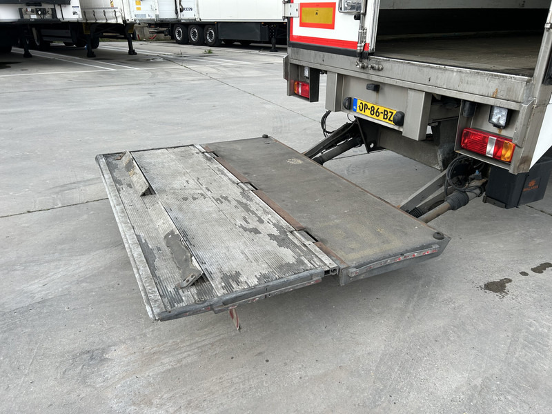 H.T.F HZO 42 / Thermo King SLXe 300 / Stuuras / Loadlift / APK TUV 05-26 - Рефрижератор полуремарке: снимка 5 H.T.F HZO 42 / Thermo King SLXe 300 / Stuuras / Loadlift / APK TUV 05-26 - Рефрижератор полуремарке: снимка 5