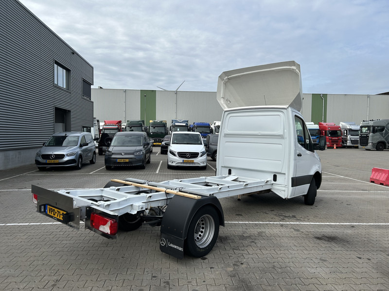 Mercedes-Benz Sprinter 515 1.9 CDI / Chassis Cabine / WB 433 cm / 324 dkm / APK TUV 03-26 - Лекотоварен автомобил: снимка 2 Mercedes-Benz Sprinter 515 1.9 CDI / Chassis Cabine / WB 433 cm / 324 dkm / APK TUV 03-26 - Лекотоварен автомобил: снимка 2