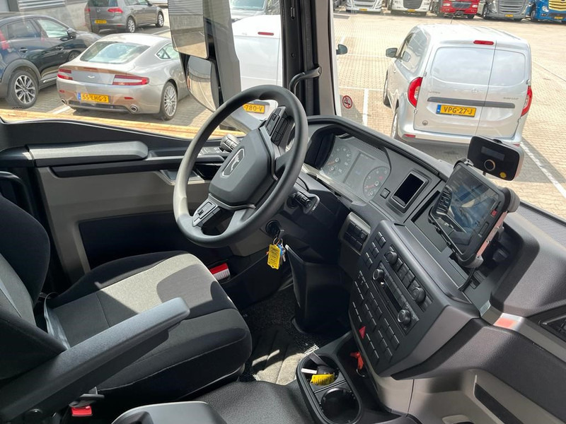 MAN TGM 18.250 / Carrier Koeler -30 gr / Chereau Frigobox / Laadklep / APK 06-26 - Рефрижератор камион: снимка 3 MAN TGM 18.250 / Carrier Koeler -30 gr / Chereau Frigobox / Laadklep / APK 06-26 - Рефрижератор камион: снимка 3