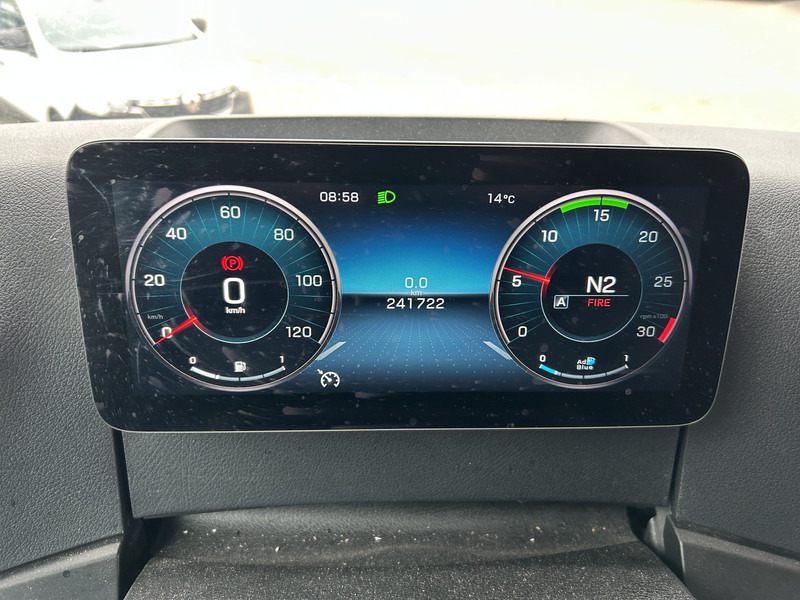 Mercedes-Benz Actros 2124 / Carrier Koeler -30 gr / Cheraeu / Laadklep / APK 11-26 - Рефрижератор камион: снимка 4 Mercedes-Benz Actros 2124 / Carrier Koeler -30 gr / Cheraeu / Laadklep / APK 11-26 - Рефрижератор камион: снимка 4