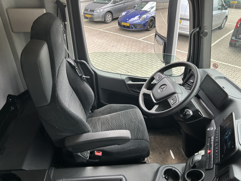 Mercedes-Benz Actros 2124 / Carrier Supra 850 -30 gr / Koeler / Laadklep / APK 03-26 - Рефрижератор камион: снимка 3 Mercedes-Benz Actros 2124 / Carrier Supra 850 -30 gr / Koeler / Laadklep / APK 03-26 - Рефрижератор камион: снимка 3