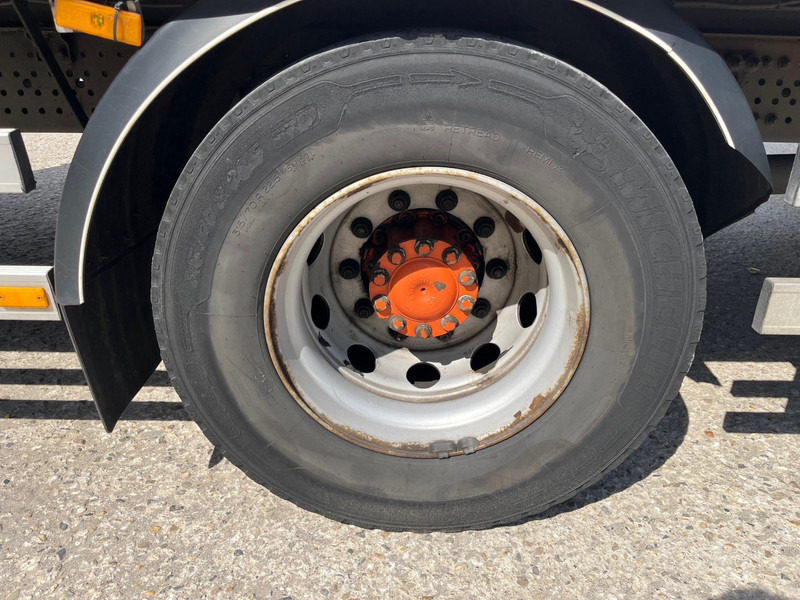 Камион фургон Mercedes-Benz Antos 1824 / 577 dkm / Box 8,3M / Loadlift / APK 04-26: снимка 19