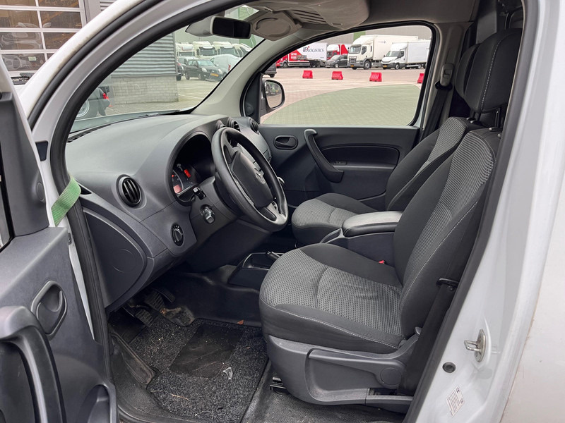 Mercedes-Benz Citan 109 CDI / Extra Lang / UNFALL / DAMAGE - Малък ван: снимка 5 Mercedes-Benz Citan 109 CDI / Extra Lang / UNFALL / DAMAGE - Малък ван: снимка 5