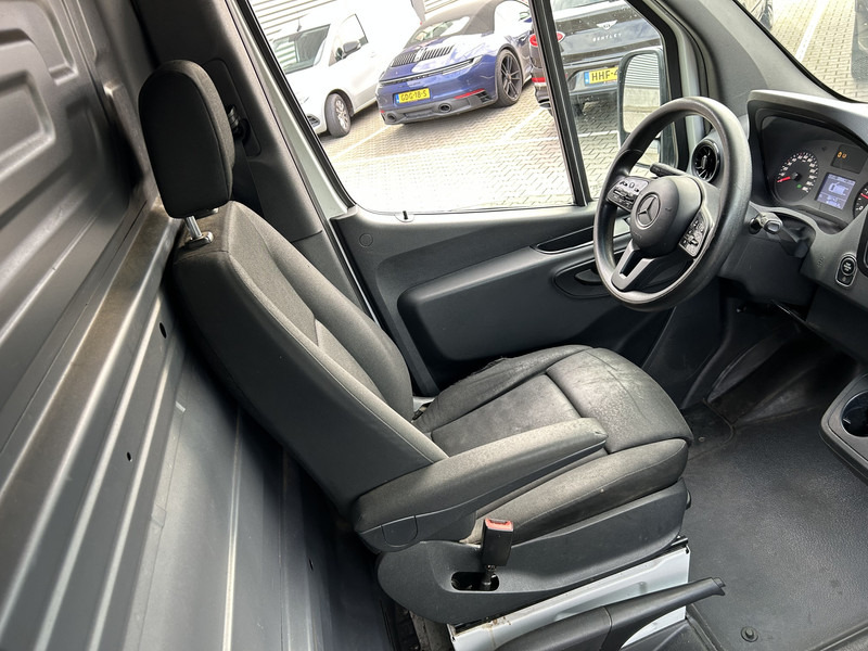 Mercedes-Benz Sprinter 311 2.2 CDI Euro 6D / 130 dkm / L3 H2 / Camera / APK TUV 10-26 - Малък ван: снимка 3 Mercedes-Benz Sprinter 311 2.2 CDI Euro 6D / 130 dkm / L3 H2 / Camera / APK TUV 10-26 - Малък ван: снимка 3