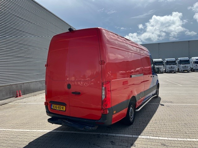 Mercedes-Benz Sprinter 311 / 2.2 CDI / L3 H2 / Automatic / APK-TUV 02-26 - Малък ван: снимка 4 Mercedes-Benz Sprinter 311 / 2.2 CDI / L3 H2 / Automatic / APK-TUV 02-26 - Малък ван: снимка 4