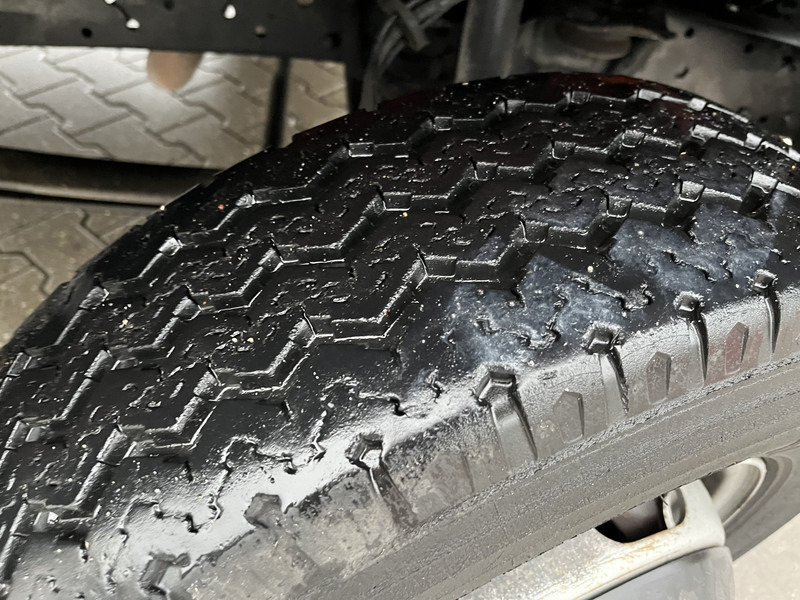 Автовоз камион Mercedes-Benz Vario 612 D / Car - Machine Transporter 570 cm / Winch / Ramps / NL Truck: снимка 20