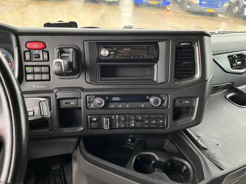 Scania R410 Highline / BDF Box + Wecon AWZ 218 / BDF Box / 448 dkm / NL Truck + Trailer - Контейнеровоз/ Сменна каросерия камион: снимка 5 Scania R410 Highline / BDF Box + Wecon AWZ 218 / BDF Box / 448 dkm / NL Truck + Trailer - Контейнеровоз/ Сменна каросерия камион: снимка 5