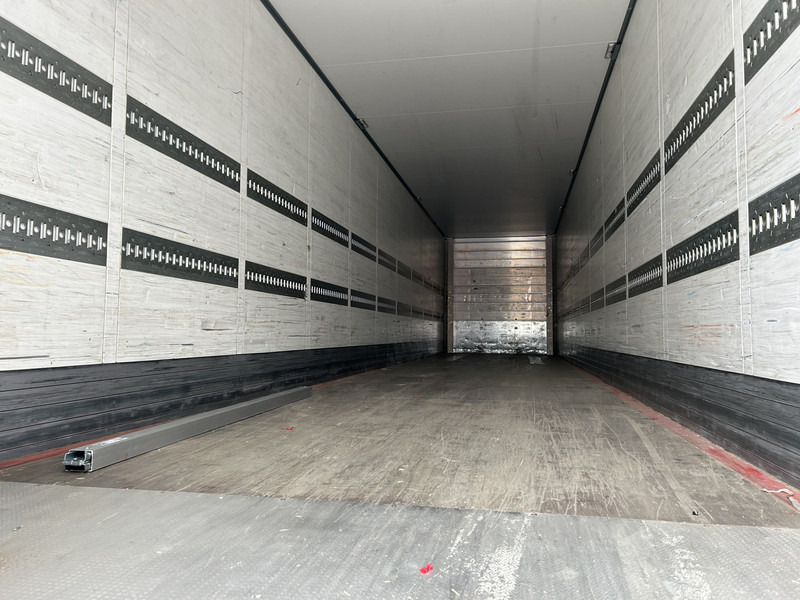 Schmitz Cargobull SCB S3B / Box Trailer / 2x Liftas / APK TUV 10-26 - Затворена каросерия полуремарке: снимка 3 Schmitz Cargobull SCB S3B / Box Trailer / 2x Liftas / APK TUV 10-26 - Затворена каросерия полуремарке: снимка 3