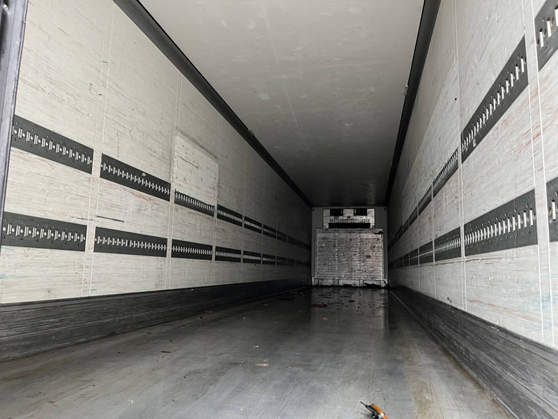 Schmitz Cargobull SKO 24 Cool / Carrier Vector 1850 / 2x Liftas / Frigo Box / NL Trailer - Рефрижератор полуремарке: снимка 3 Schmitz Cargobull SKO 24 Cool / Carrier Vector 1850 / 2x Liftas / Frigo Box / NL Trailer - Рефрижератор полуремарке: снимка 3