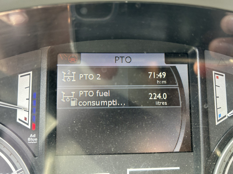 DAF CF 440 FT Space Cab / ADR / 740 dkm / PTO / APK TUV 06-26 - Влекач: снимка 4 DAF CF 440 FT Space Cab / ADR / 740 dkm / PTO / APK TUV 06-26 - Влекач: снимка 4