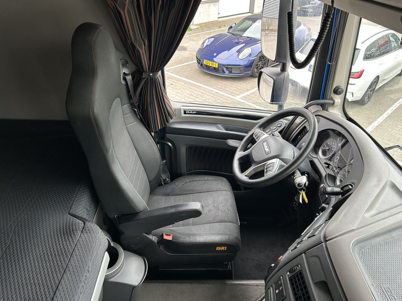 DAF XF 450 FT SC / Mega - Lowdeck / 681 dkm / 2 Tanks / Tacho V2 / Stand Airco - Влекач: снимка 3 DAF XF 450 FT SC / Mega - Lowdeck / 681 dkm / 2 Tanks / Tacho V2 / Stand Airco - Влекач: снимка 3