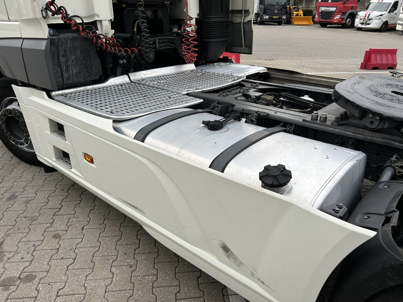 Лизинг на DAF XF 450 FT Space Cab / 688 dkm / MX Brake / APK TUV 05-26 DAF XF 450 FT Space Cab / 688 dkm / MX Brake / APK TUV 05-26: снимка 15