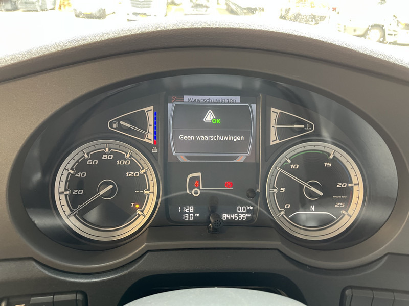 DAF XF 480 FT SSC / 844 dkm / New Tacho / 2 Tanks / Stand Airco / APK TUV 11-25 - Влекач: снимка 4 DAF XF 480 FT SSC / 844 dkm / New Tacho / 2 Tanks / Stand Airco / APK TUV 11-25 - Влекач: снимка 4
