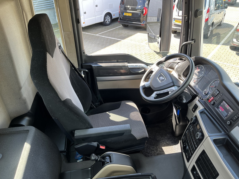 MAN TGS 18.360 Euro 6 / 195 dkm / Airco / NL Truck - Влекач: снимка 3 MAN TGS 18.360 Euro 6 / 195 dkm / Airco / NL Truck - Влекач: снимка 3