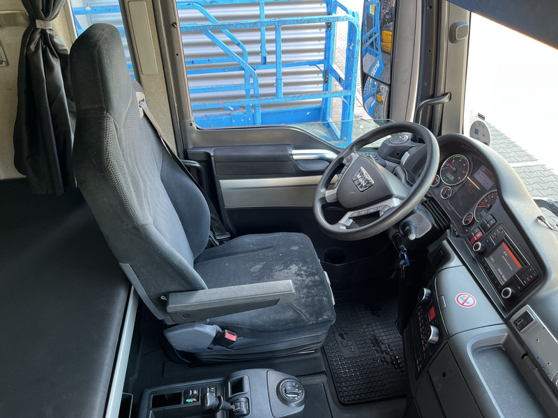 MAN TGX 18.440 XXL / 684 dkm / 2 Tanks / Stand klima / APK TUV 09-25 - Влекач: снимка 3 MAN TGX 18.440 XXL / 684 dkm / 2 Tanks / Stand klima / APK TUV 09-25 - Влекач: снимка 3