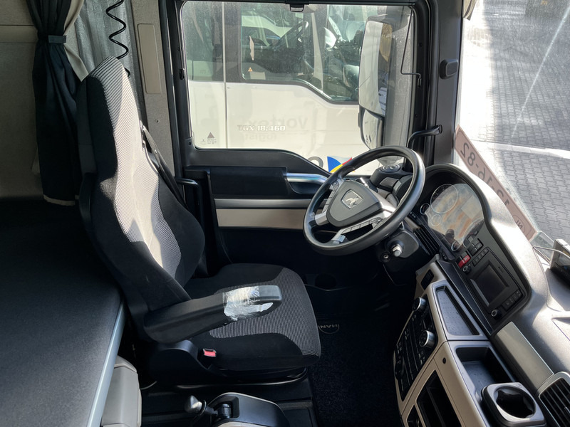 MAN TGX 18.460 XXL / Motor Defect -> Not Running / Retarder / 526 dkm / 2 Tanks - Влекач: снимка 3 MAN TGX 18.460 XXL / Motor Defect -> Not Running / Retarder / 526 dkm / 2 Tanks - Влекач: снимка 3