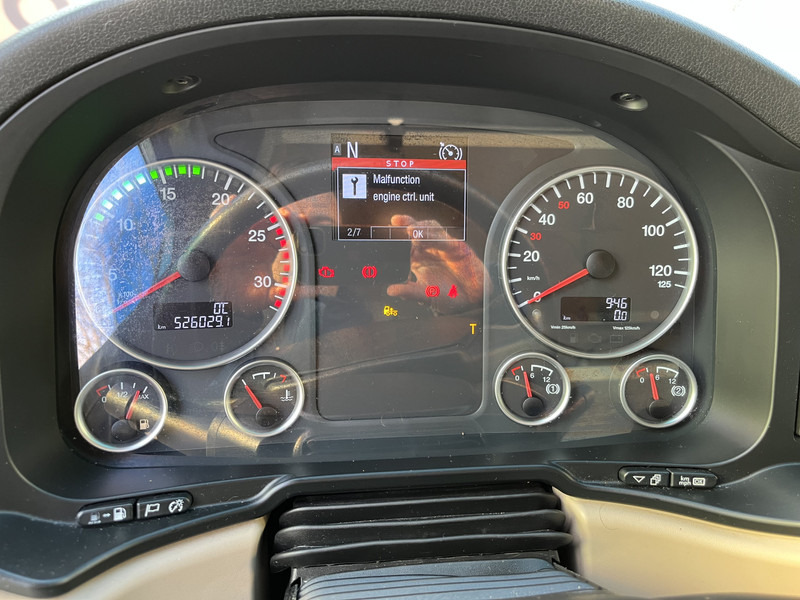 MAN TGX 18.460 XXL / Motor Defect -> Not Running / Retarder / 526 dkm / 2 Tanks - Влекач: снимка 4 MAN TGX 18.460 XXL / Motor Defect -> Not Running / Retarder / 526 dkm / 2 Tanks - Влекач: снимка 4