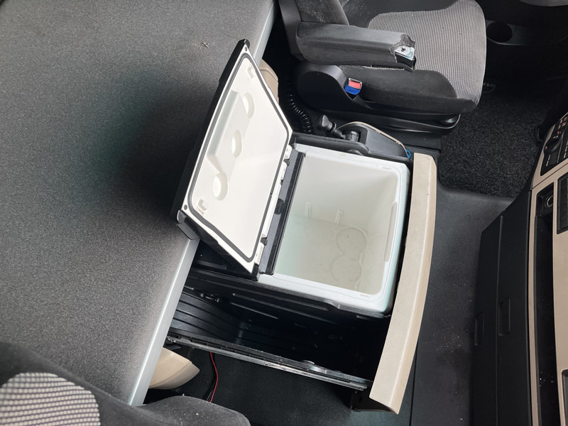 Влекач MAN TGX 18.460 XXL / Motor Defect -> Not Running / Retarder / 645 dkm / 2 Tanks: снимка 7 Влекач MAN TGX 18.460 XXL / Motor Defect -> Not Running / Retarder / 645 dkm / 2 Tanks: снимка 7