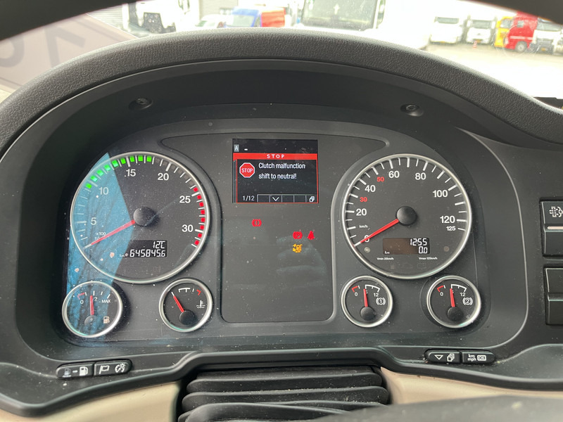 MAN TGX 18.460 XXL / Motor Defect -> Not Running / Retarder / 645 dkm / 2 Tanks - Влекач: снимка 4 MAN TGX 18.460 XXL / Motor Defect -> Not Running / Retarder / 645 dkm / 2 Tanks - Влекач: снимка 4