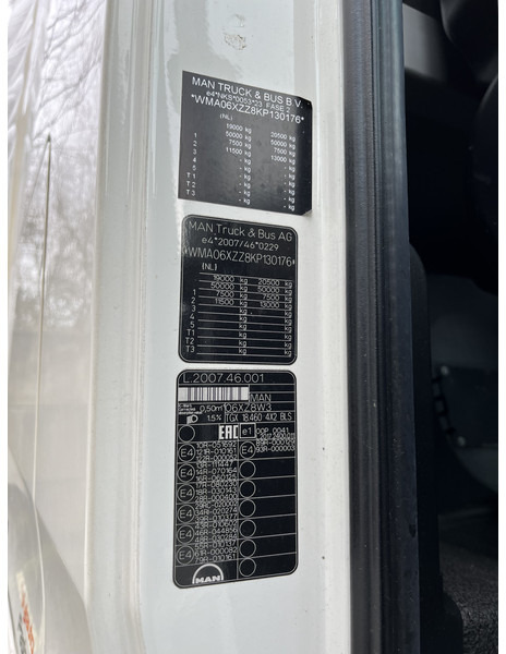 Влекач MAN TGX 18.460 XXL / Motor Defect -> Not Running / Retarder / 645 dkm / 2 Tanks: снимка 14 Влекач MAN TGX 18.460 XXL / Motor Defect -> Not Running / Retarder / 645 dkm / 2 Tanks: снимка 14