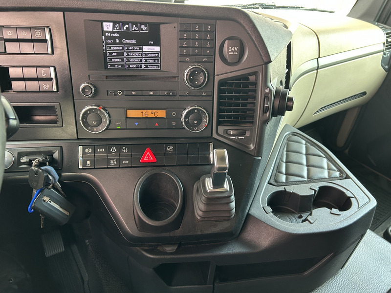 Mercedes-Benz Actros 1840 LS StreamSpace / 795 dkm / NL Truck / APK TUV 05-26 - Влекач: снимка 5 Mercedes-Benz Actros 1840 LS StreamSpace / 795 dkm / NL Truck / APK TUV 05-26 - Влекач: снимка 5