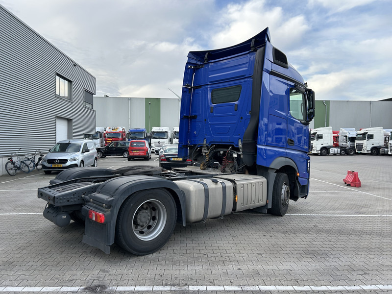 Mercedes-Benz Actros 1842 StreamSpace / 939 dkm / 2 Tanks / NL Truck - Влекач: снимка 2 Mercedes-Benz Actros 1842 StreamSpace / 939 dkm / 2 Tanks / NL Truck - Влекач: снимка 2