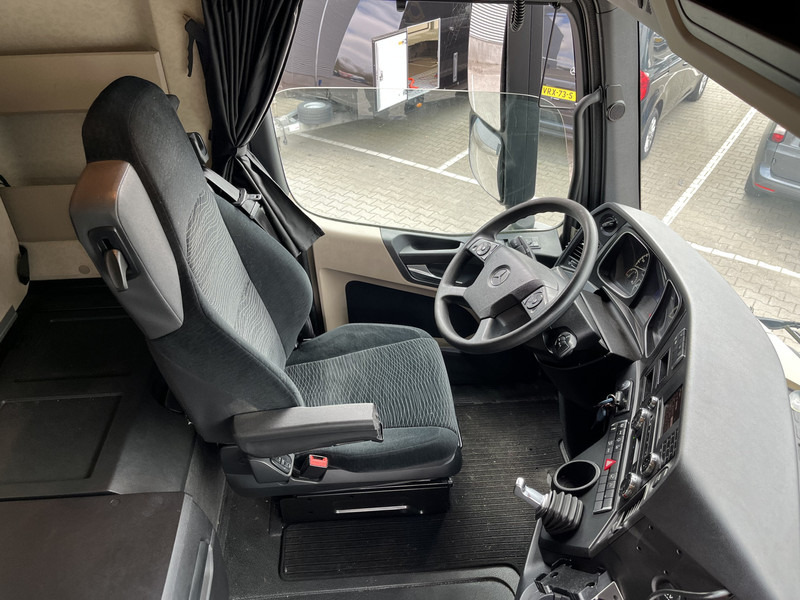 Mercedes-Benz Actros 1842 Streamspace / 724 dkm / 2 Tanks / Stand Airco / NL Truck - Влекач: снимка 3 Mercedes-Benz Actros 1842 Streamspace / 724 dkm / 2 Tanks / Stand Airco / NL Truck - Влекач: снимка 3