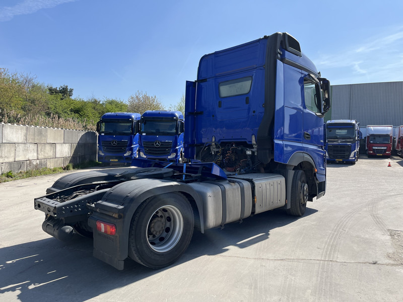 Mercedes-Benz Actros 1842 Streamspace / 871 dkm / 2 Tanks / NL Truck - Влекач: снимка 2 Mercedes-Benz Actros 1842 Streamspace / 871 dkm / 2 Tanks / NL Truck - Влекач: снимка 2