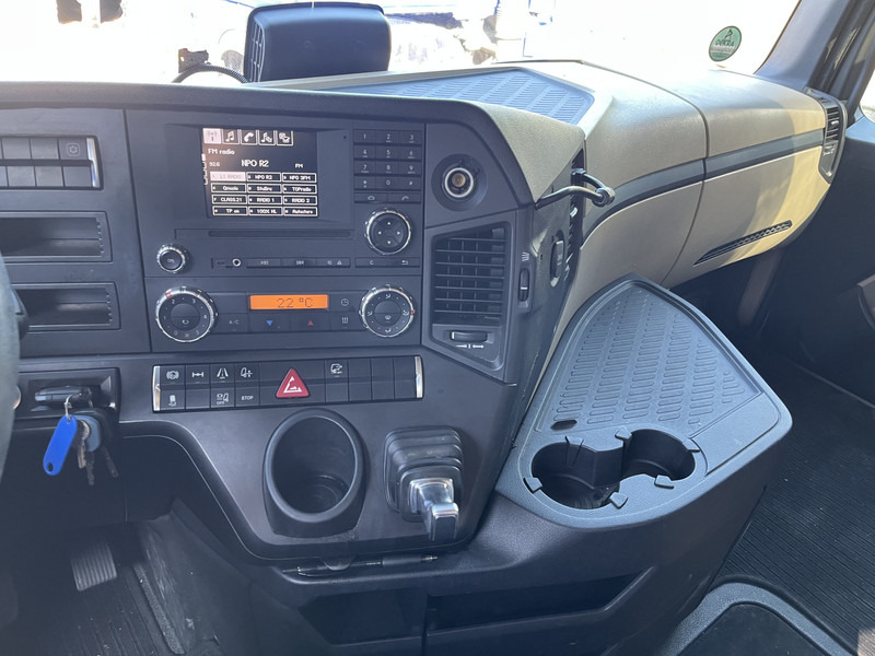 Mercedes-Benz Actros 1842 Streamspace / 945 dkm / 2 Tanks / NL Truck - Влекач: снимка 5 Mercedes-Benz Actros 1842 Streamspace / 945 dkm / 2 Tanks / NL Truck - Влекач: снимка 5