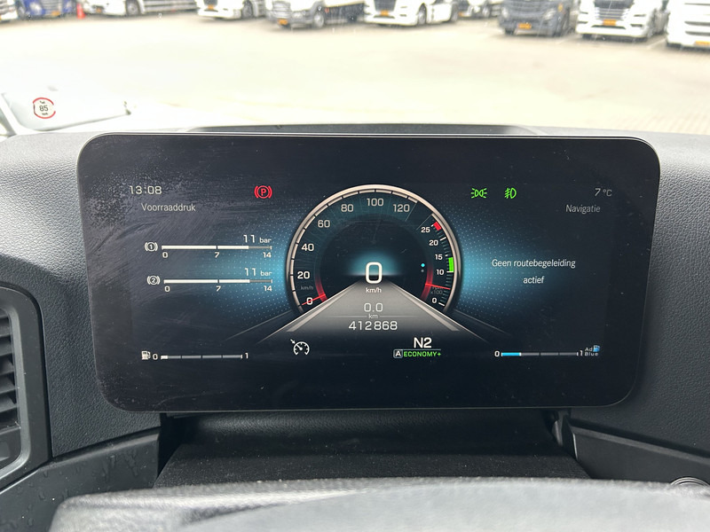 Mercedes-Benz Actros 1845 Gigaspace / Tacho V2 / PTO - Hydraulic / Stand Airco / APK TUV 11-26 - Влекач: снимка 4 Mercedes-Benz Actros 1845 Gigaspace / Tacho V2 / PTO - Hydraulic / Stand Airco / APK TUV 11-26 - Влекач: снимка 4