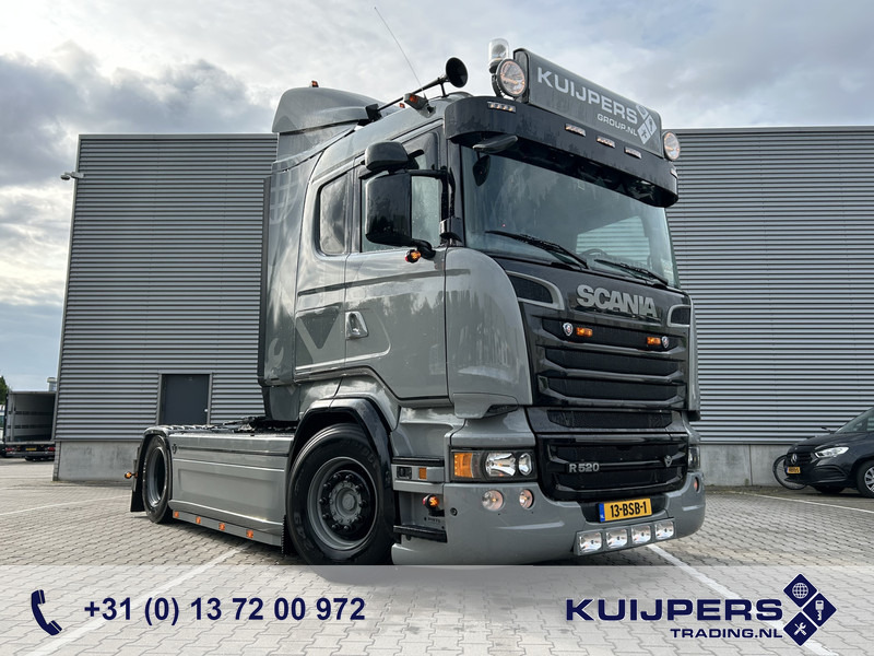 Scania R520 V8 / Showtruck / Buffl Special Interior / Vol Lucht / Retarder - Влекач: снимка 1 Scania R520 V8 / Showtruck / Buffl Special Interior / Vol Lucht / Retarder - Влекач: снимка 1