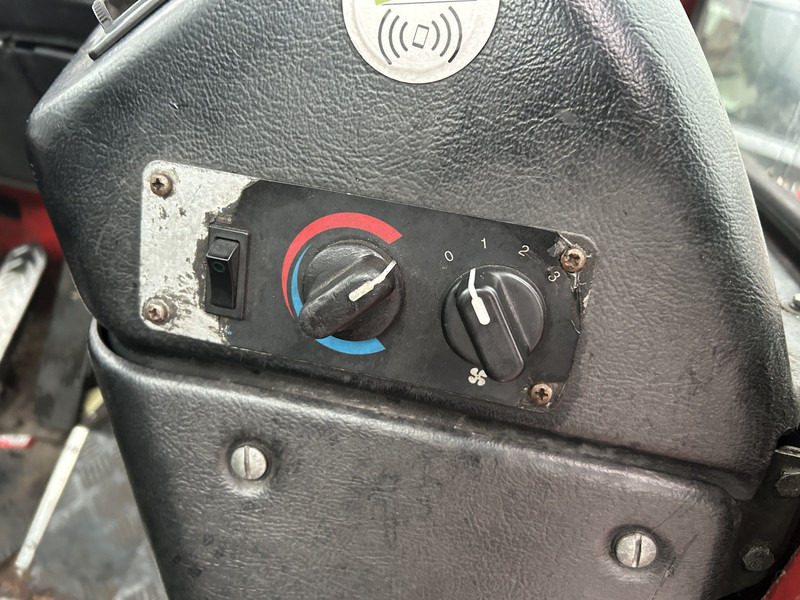 Terberg YT 182 Terminal Tractor / Airco / Allison - Влекач: снимка 5 Terberg YT 182 Terminal Tractor / Airco / Allison - Влекач: снимка 5