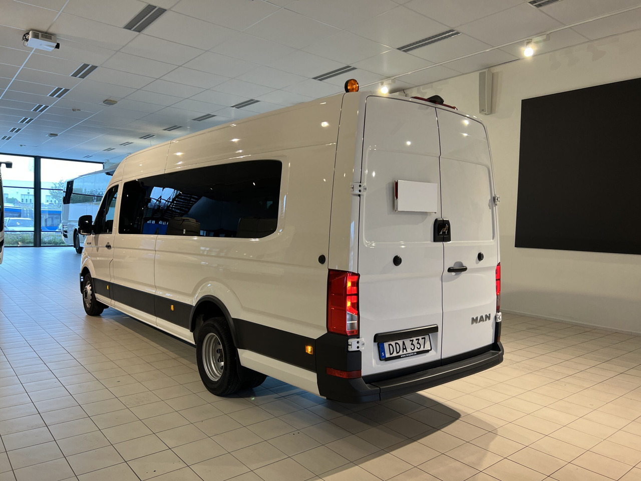 MAN TGE 5.160 Intercity - Микробус, Пътнически бус: снимка 4 MAN TGE 5.160 Intercity - Микробус, Пътнически бус: снимка 4